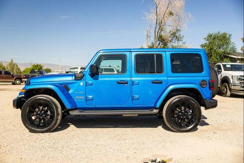 Hydro Blue Pearlcoat 2023 Jeep Wrangler 4xe Sahara