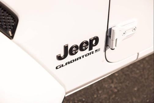 2023 Jeep Gladiator Sport S