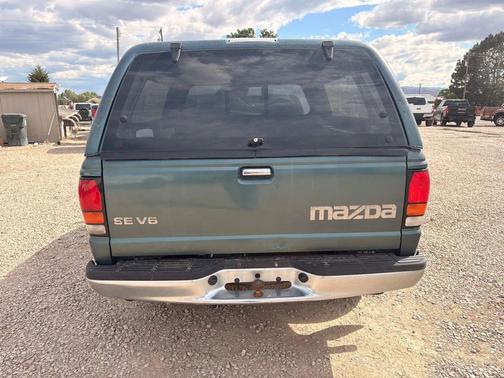 2000 Mazda B3000