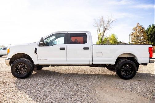 Oxford White 2017 Ford F-250 XL
