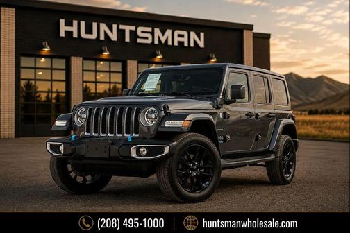 Granite Crystal Metallic Clearcoat 2023 Jeep Wrangler 4xe Sahara