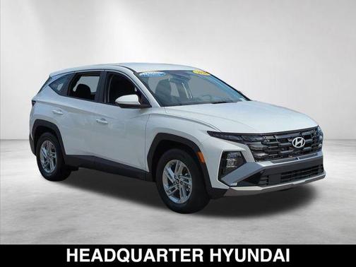 Serenity White Pearl 2026 Hyundai TUCSON SE
