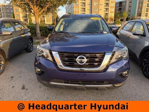 2019 Nissan Pathfinder SV