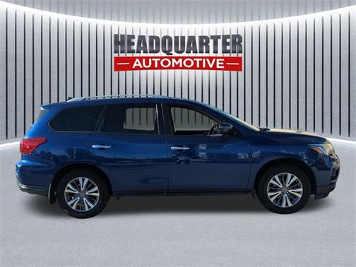 2019 Nissan Pathfinder SV