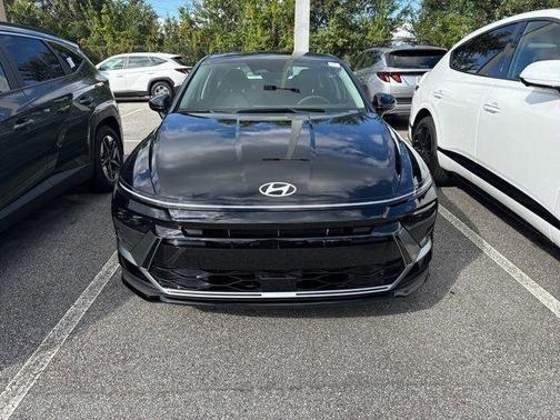 2025 Hyundai SONATA SE