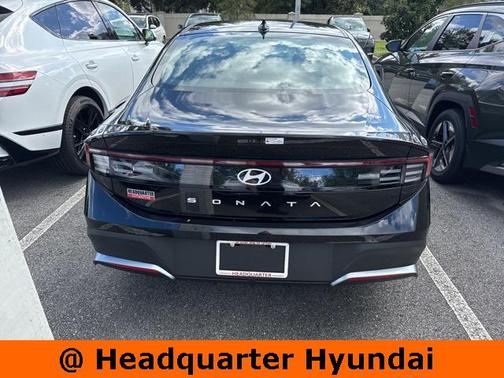 2025 Hyundai SONATA SE