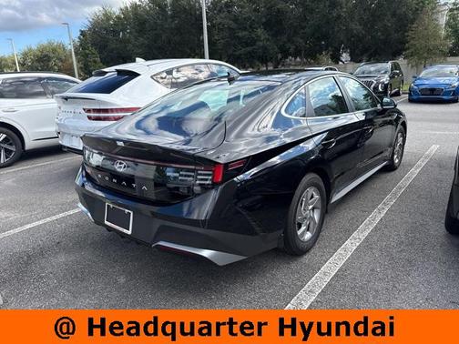 2025 Hyundai SONATA SE