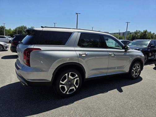 2025 Hyundai PALISADE SEL Premium