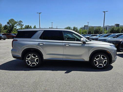 2025 Hyundai PALISADE SEL Premium