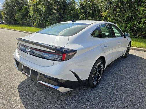 2026 Hyundai SONATA SEL