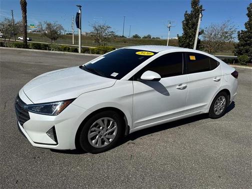 2020 Hyundai ELANTRA SE