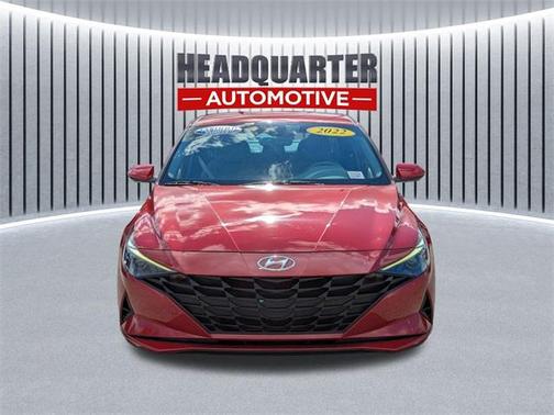 2022 Hyundai ELANTRA SE