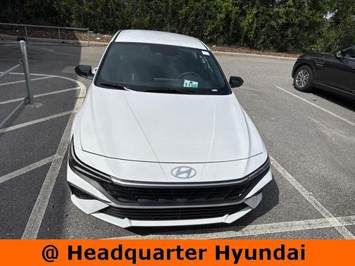 2025 Hyundai ELANTRA HEV SEL Sport