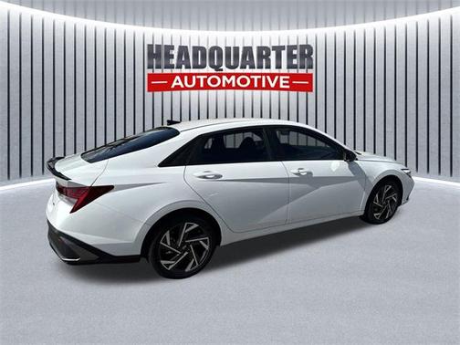 2025 Hyundai ELANTRA HEV SEL Sport