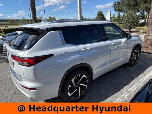 2023 Mitsubishi Outlander SEL 2.5 2WD