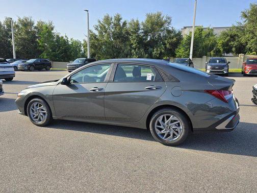 2025 Hyundai ELANTRA HEV Blue