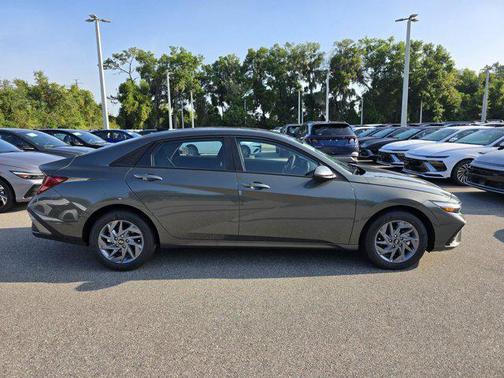 2025 Hyundai ELANTRA HEV Blue