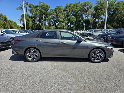 2025 Hyundai ELANTRA Sport