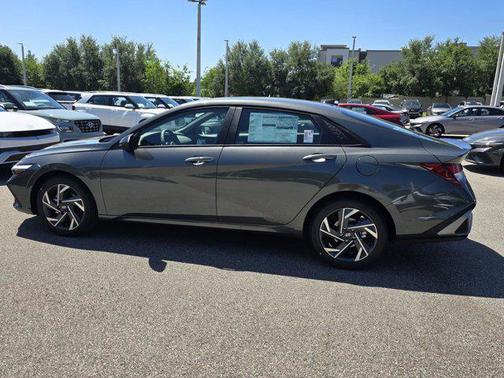 2025 Hyundai ELANTRA Sport