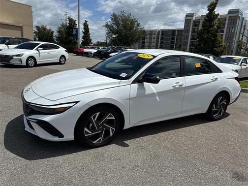 2025 Hyundai ELANTRA Sport