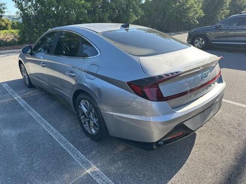 2021 Hyundai SONATA SEL