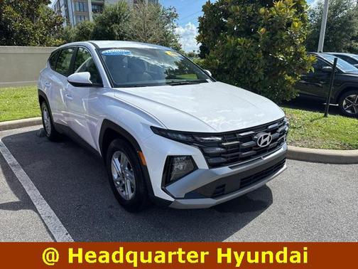 2025 Hyundai TUCSON SE