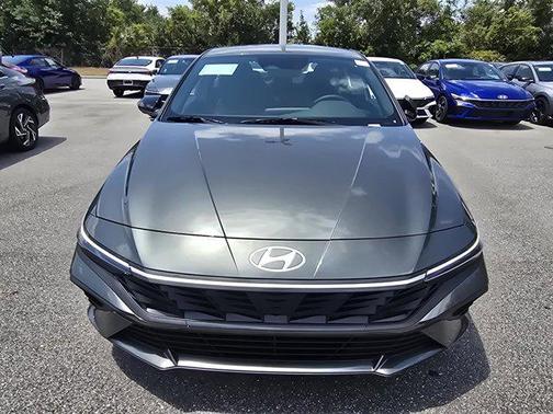 2025 Hyundai ELANTRA Sport