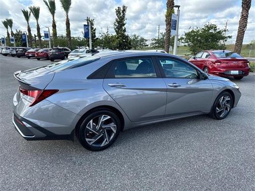 2025 Hyundai ELANTRA Sport
