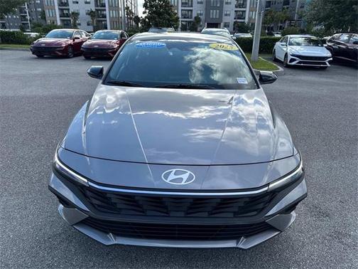 2025 Hyundai ELANTRA Sport