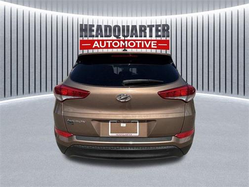 2016 Hyundai TUCSON SE