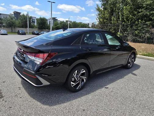 2025 Hyundai ELANTRA Sport