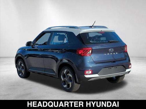 Denim w/White Roof 2026 Hyundai VENUE SEL w/Two-Tone Roof