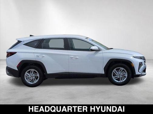Serenity White Pearl 2026 Hyundai TUCSON SE