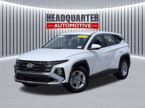 Serenity White Pearl 2026 Hyundai TUCSON SE