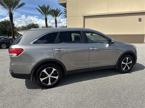 2017 Kia Sorento EX