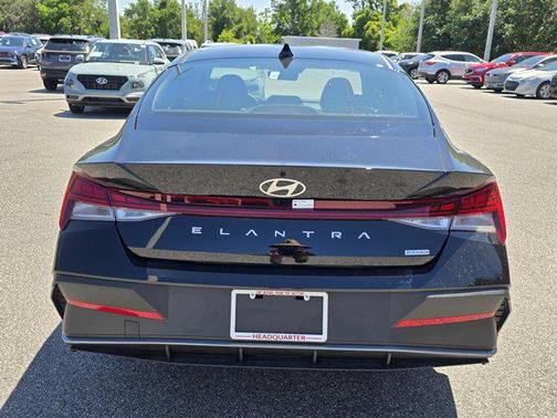 2025 Hyundai ELANTRA HEV Blue