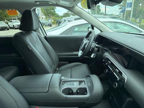 Creamy White Pearl 2026 Hyundai PALISADE SEL Premium