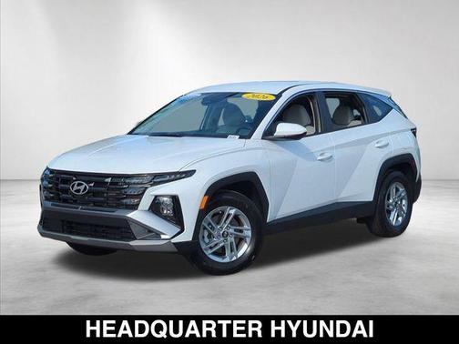 Serenity White Pearl 2026 Hyundai TUCSON SE