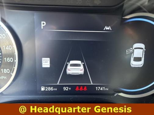2025 Genesis G70 2.5T RWD