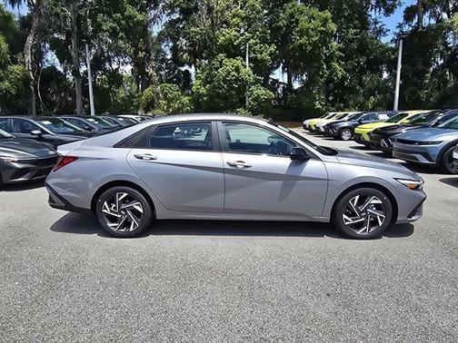 2025 Hyundai ELANTRA Sport
