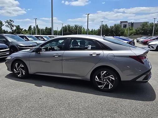 2025 Hyundai ELANTRA Sport