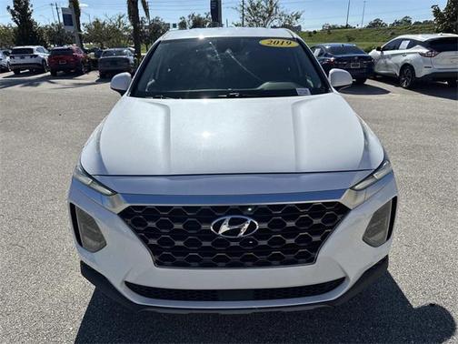 2019 Hyundai SANTA FE SE 2.4