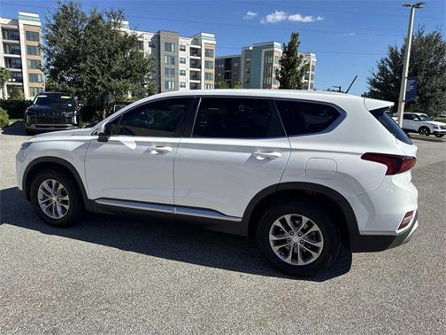 2019 Hyundai SANTA FE SE 2.4