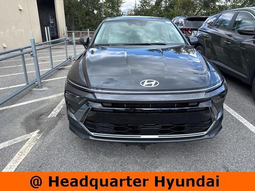 2025 Hyundai SONATA SE