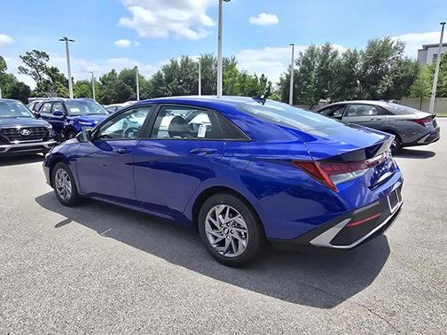 2025 Hyundai ELANTRA HEV Blue