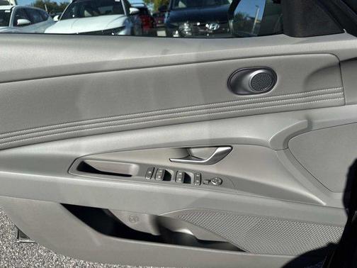 2026 Hyundai ELANTRA Sport