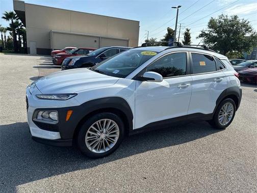 2021 Hyundai KONA SEL