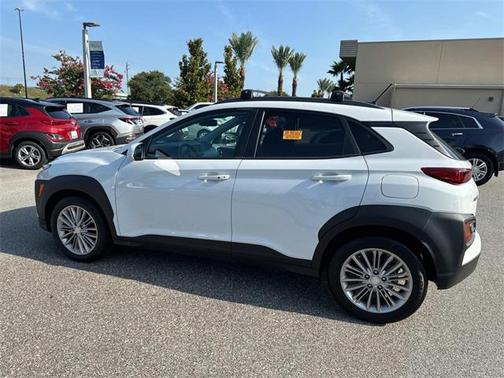 2021 Hyundai KONA SEL