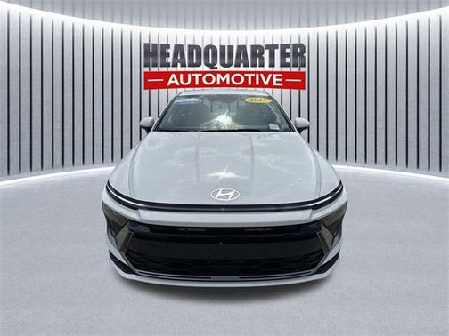 2025 Hyundai SONATA SE