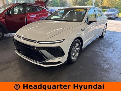2025 Hyundai SONATA SE